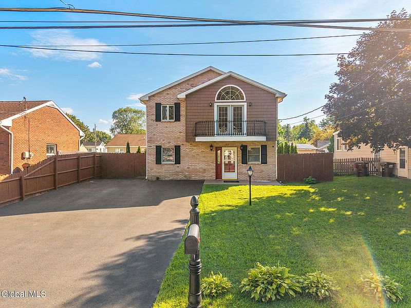 2nd image of 30 Ivaloo Avenue