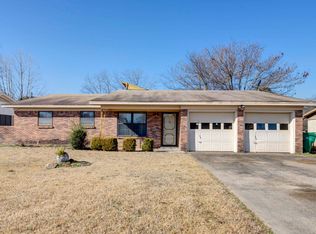 1708 Plantivigne Dr, Texarkana, TX 75501