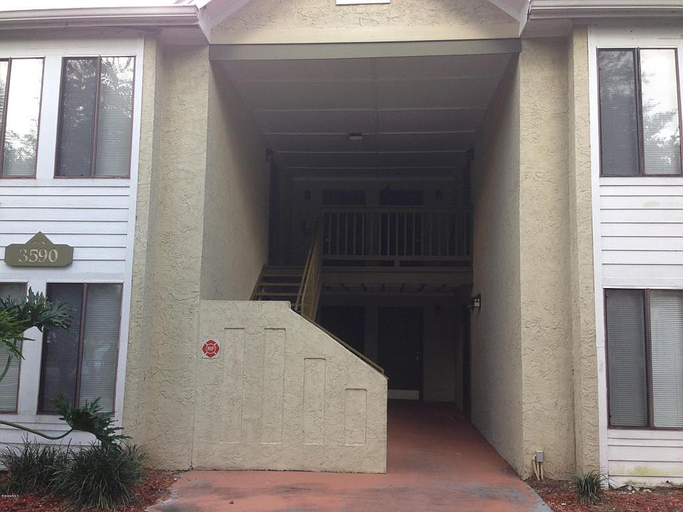 1st image of 3590 Sable Palm Ln Unit D