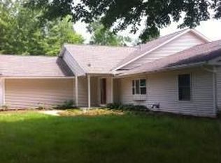 854 E Bombay Rd, Hope, MI 48628