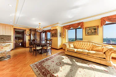 Sold by Daniel Saat, LREB