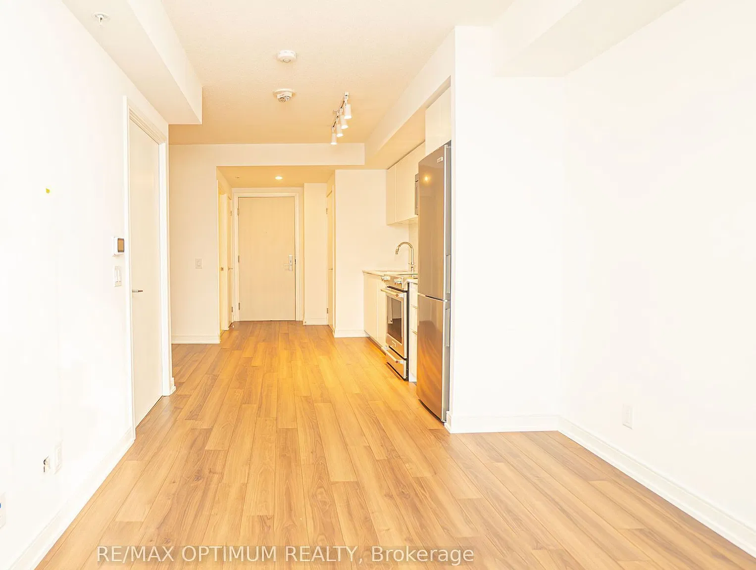 2 bed, $2,350 — Photo 3