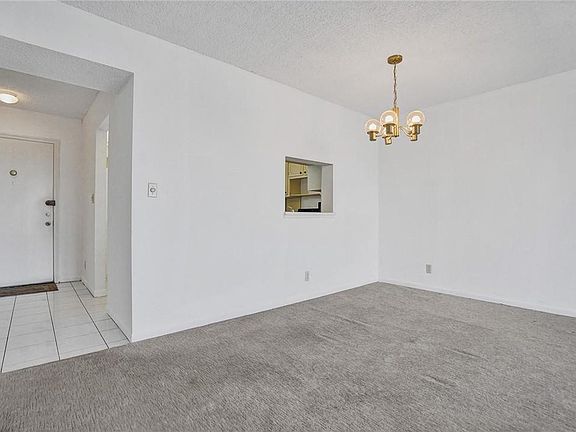 3rd image of 1001 NE 14th Avenue #702