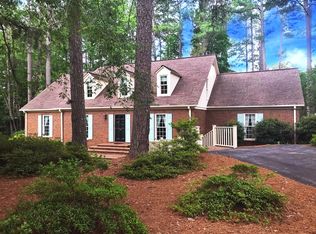 103 Hawthorne Ct, Greenwood, SC 29646