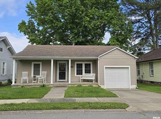 1014 S Jackson St, Harrisburg, IL 62946
