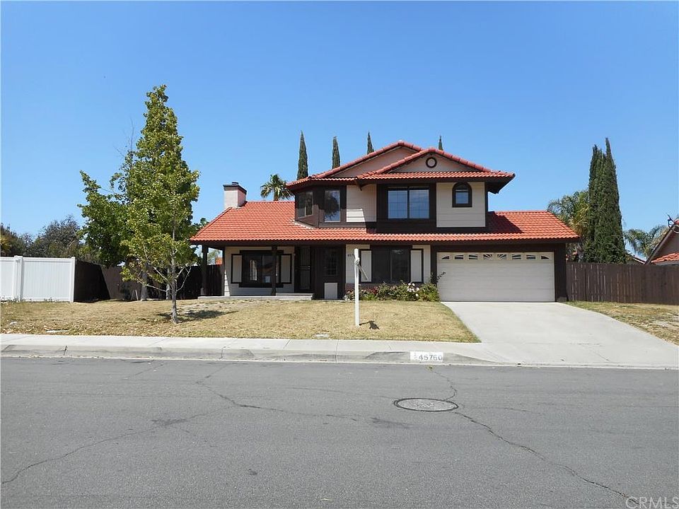 1st image of 45760 Clubhouse Dr