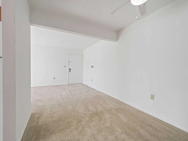 Foxridge Apartment Homes — Photo 222