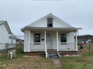 2114 Lincoln Ave, Point Pleasant, WV 25550