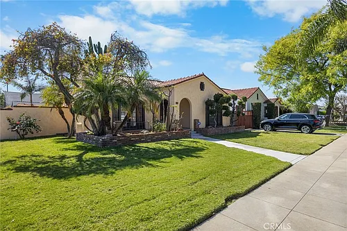 301 N Janss St Photo 1