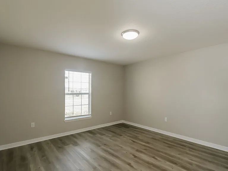 6742 Wirevine Dr — Photo 17