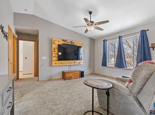 509 Aana Ave, Baltic, SD 57003