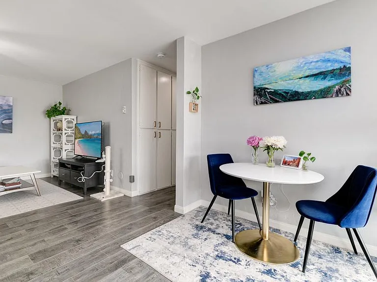 4503 Hamilton St #8 — Photo 10