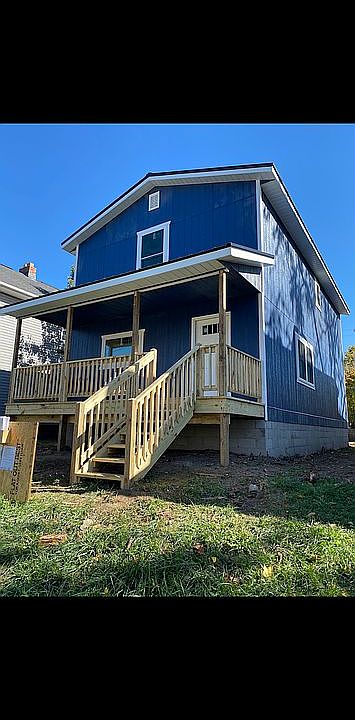 1st image of 350 S Ogden Ave