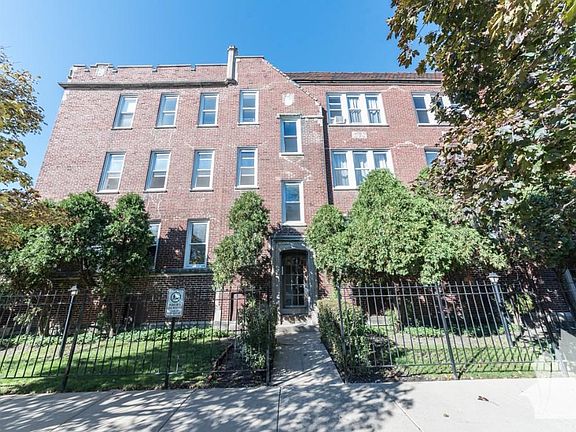 2nd image of 3000 N Whipple St #3000/1