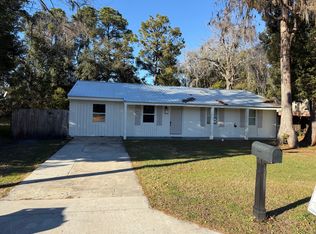 2247 Pinewood Dr, Brunswick, GA 31520