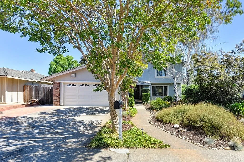3308 Corbin Way photo 1