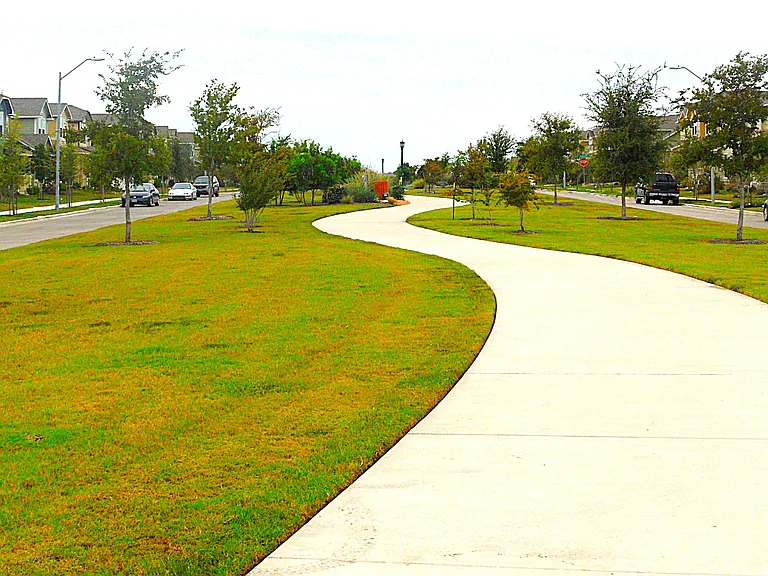 911 Craters Of The Moon Blvd — Photo 15