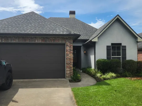 420 Blackwater River Dr, Lafayette, LA 70508