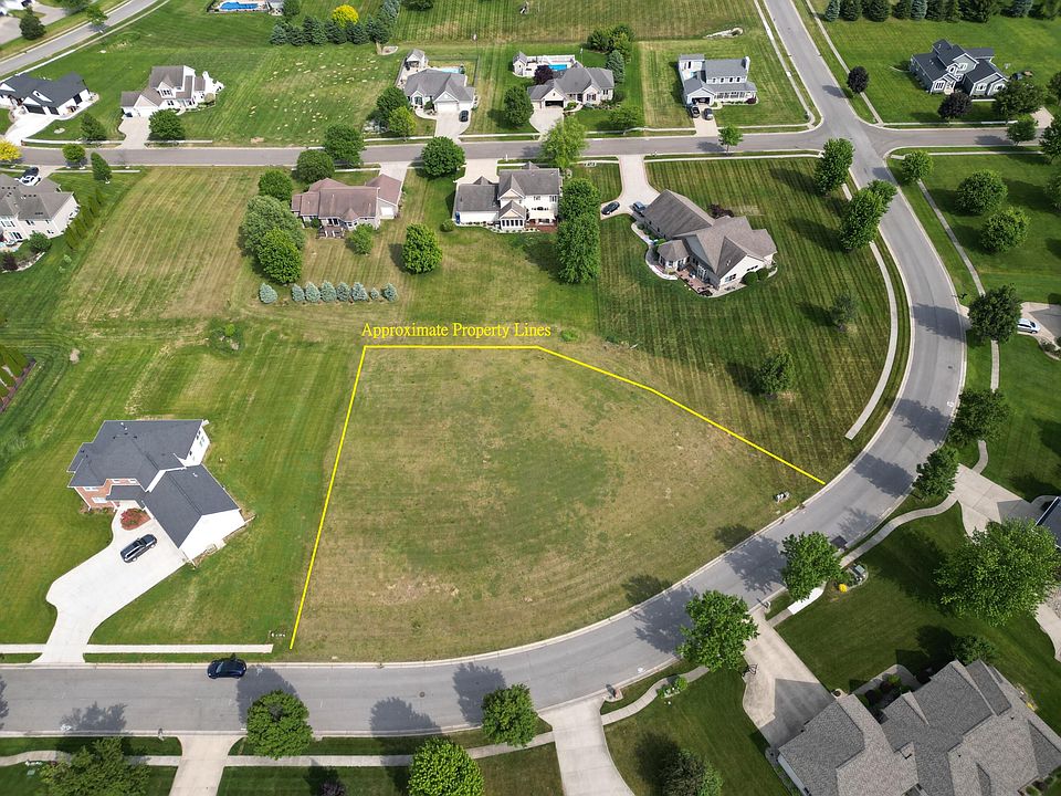 2nd image of 326 Northshore Dr