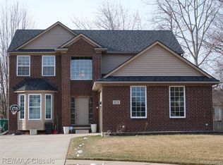 10324 Rolan Meadows Dr, Van Buren Township, MI 48111