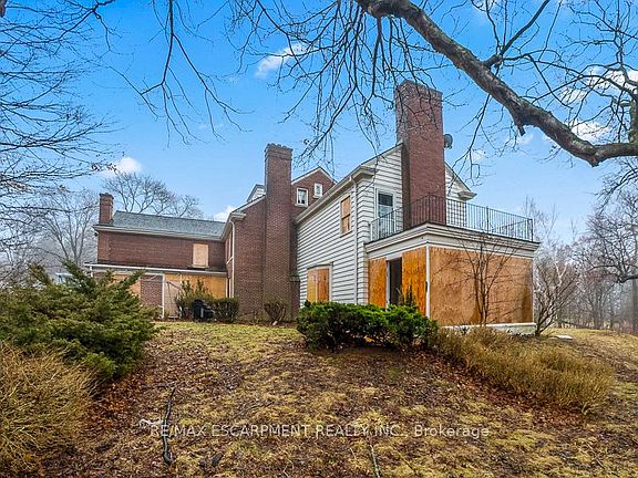 5th image of 345 Mountain Brow Rd