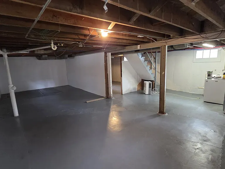 1806 Switzer Ave — Photo 21
