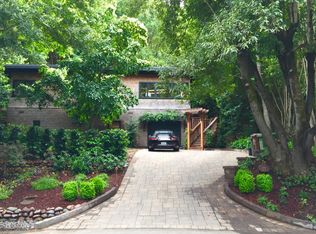 101 Bridge Rd, Kentfield, CA 94904