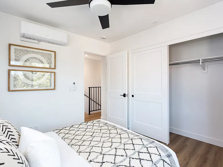 2610-2612 Juan St #2610-1 — Photo 13