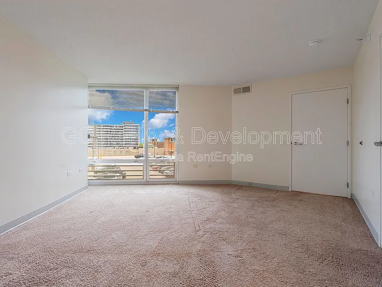 1720 Maple Ave #820 — Photo 12