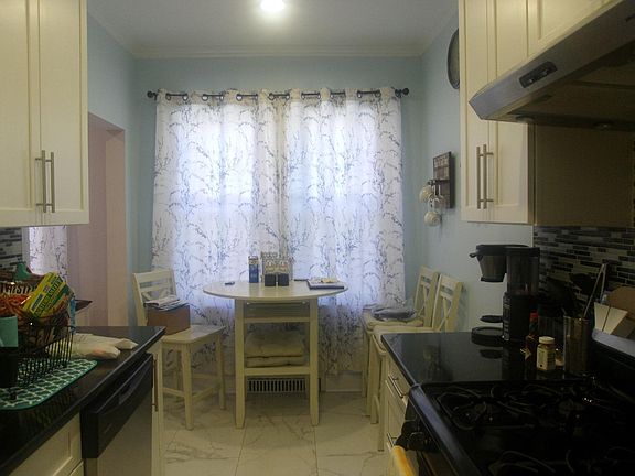 5th image of 214-36 40th Ave