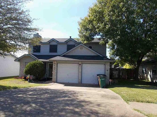 1st image of 1401 Blakeney Ln