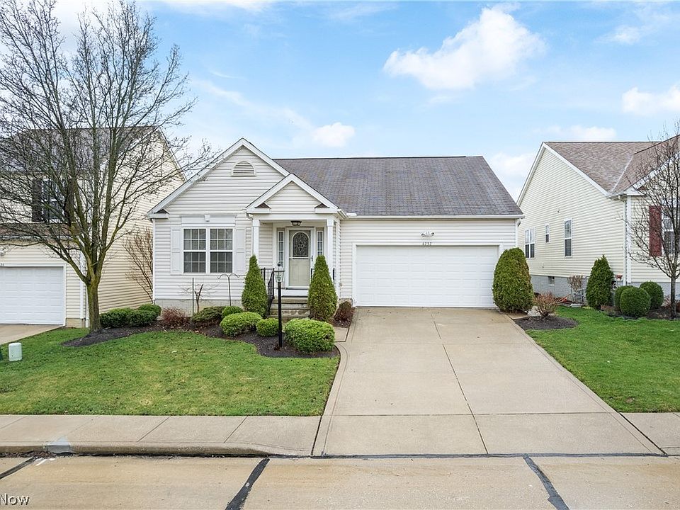 1st image of 4232 Mayfair Dr