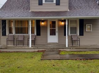 7 College Hill Dr, Philippi, WV 26416