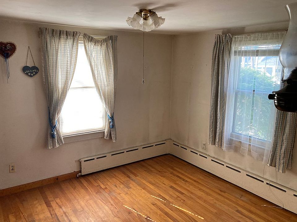 1st image of 53 Lafountain St