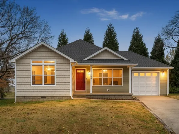 100 Rosenwald St, Trenton, KY 42286