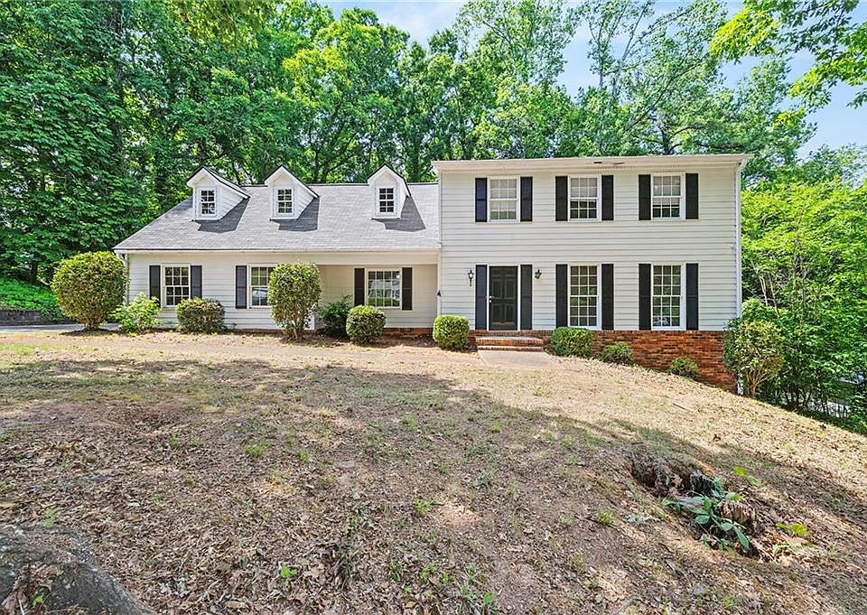 1st image of 602 Commanche Dr