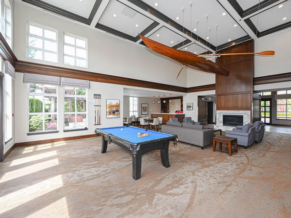 2 bedroom rental in Surrey — photo 29