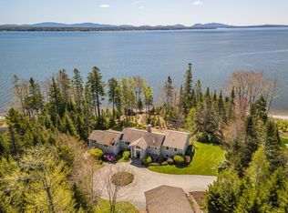 17 Goldfinch Ln, Surry, ME 04684