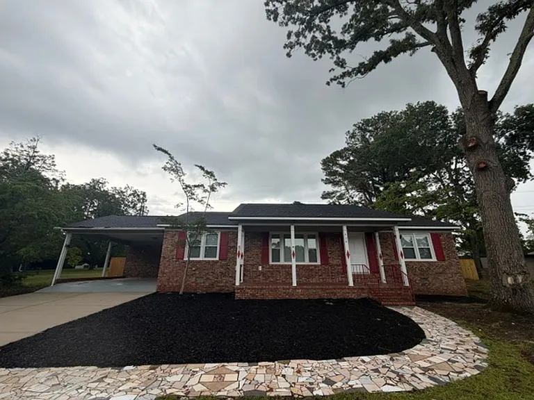 434 Crystal Dr — Photo 1