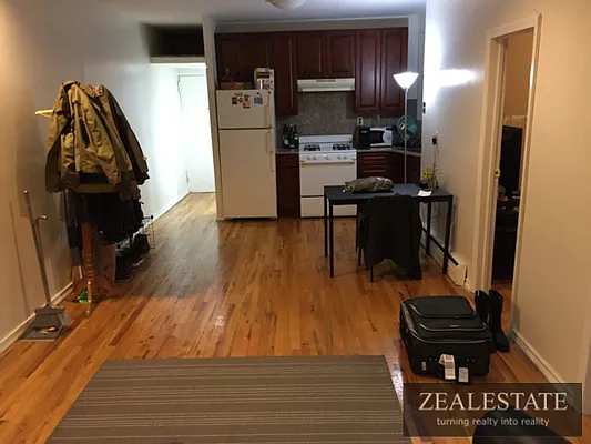 Rented by ZealEstate Group Inc | media 18