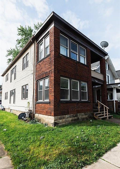 1st image of 839 E 26th St #1