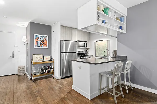 Rented by Corcoran | media 14