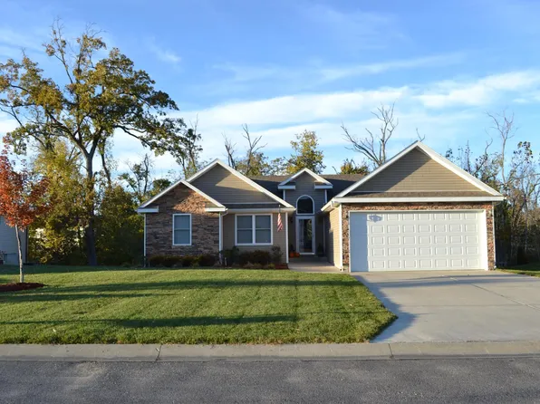 1208 Nottingham Dr, Warrensburg, MO 64093