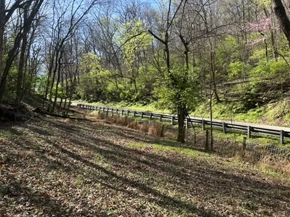 4921 Gann Store Rd, Hixson, TN 37343