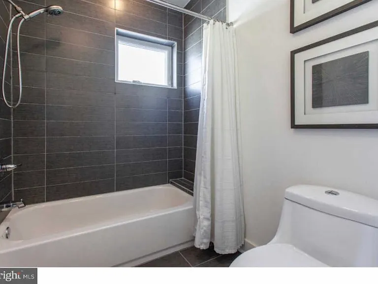 829 N Lawrence St #B — Photo 6