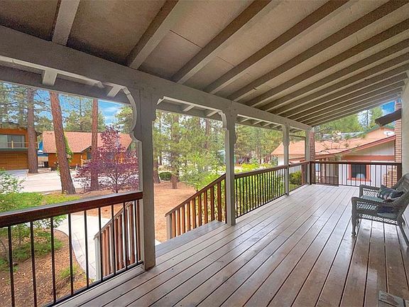 3rd image of 434 Pineview Dr