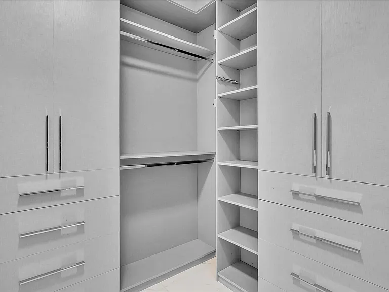 701 N Fort Lauderdale Beach Blvd #802 — Photo 40
