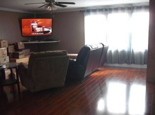 499 County Road 146, Hallettsville, TX 77964