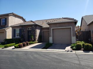 1666 Glen Kippen Ln, Clovis, CA