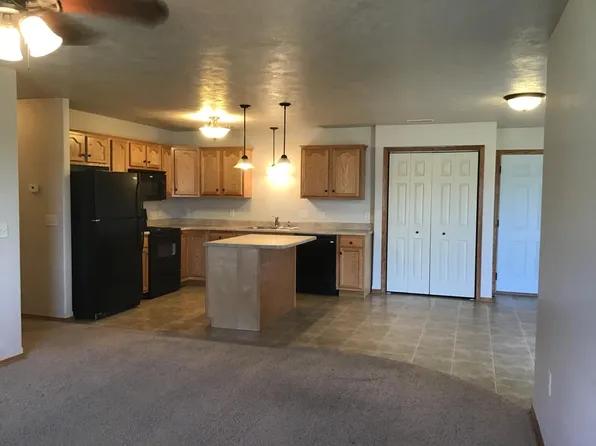 3808 W 93rd St APT 4, Sioux Falls, SD 57108
